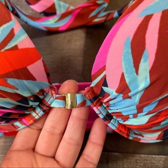 aerie Tropical Print Bikini Top size 36B - Picture 4 of 9